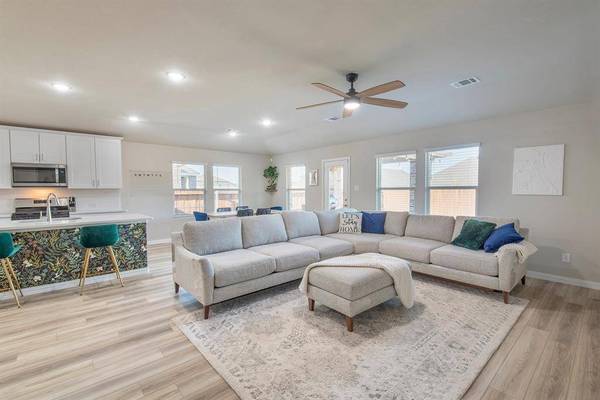 4904 Pebblewood Drive, Mckinney, TX 75071