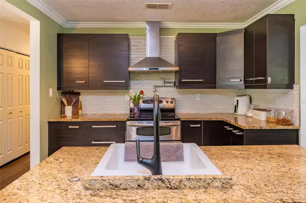 125 E BAHAMA RD, Winter Springs, FL 32708