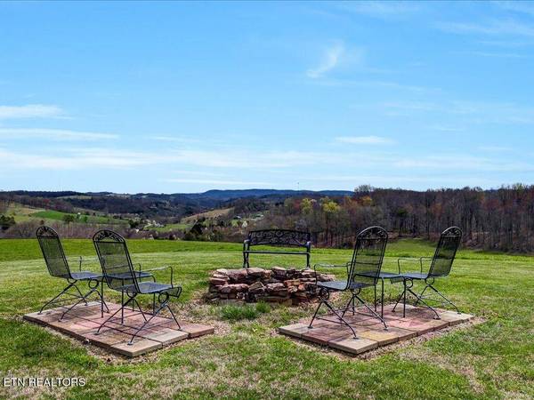 255 Ralph Moore Rd, New Tazewell, TN 37825