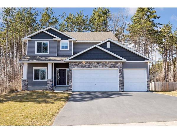 575 Hillside Drive, Prescott, WI 54021