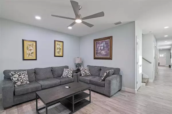 2521 W UNION ST, Tampa, FL 33607