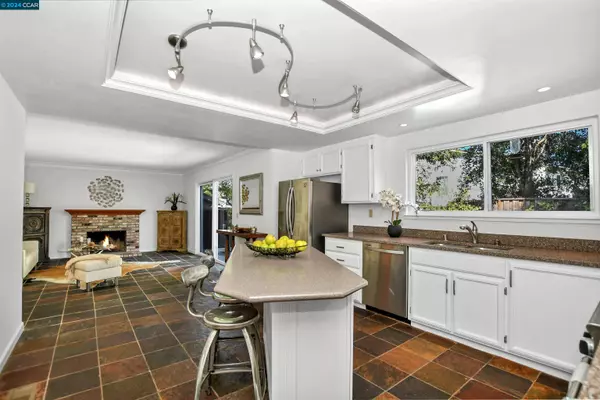 4485 Snowberry Ct, Concord, CA 94521