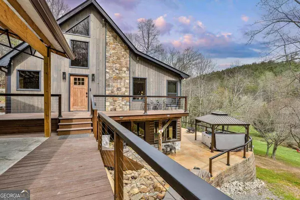 192 Nels Ridge RD, Mineral Bluff, GA 30559