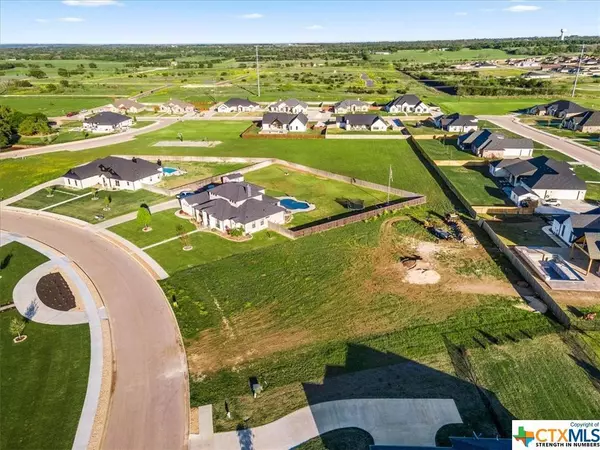 1242 Ambrose DR, Salado, TX 76571