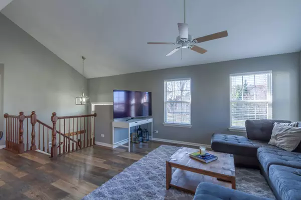 1580 Sandcastle LN #1580, Pingree Grove, IL 60140