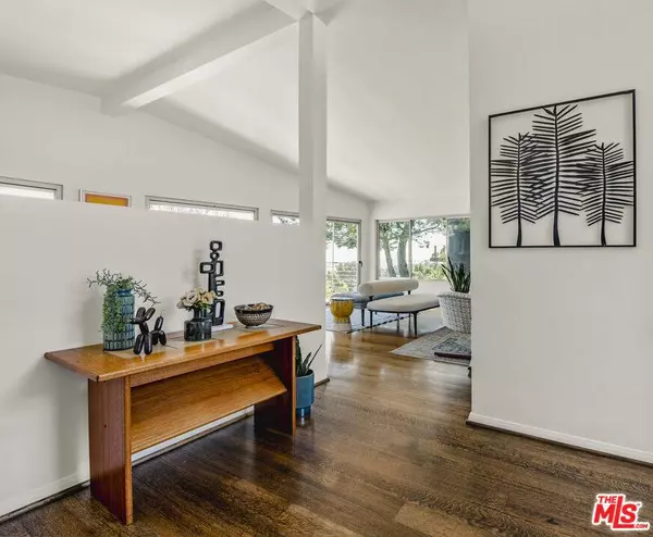 6150 Mulholland HWY, Los Angeles, CA 90068