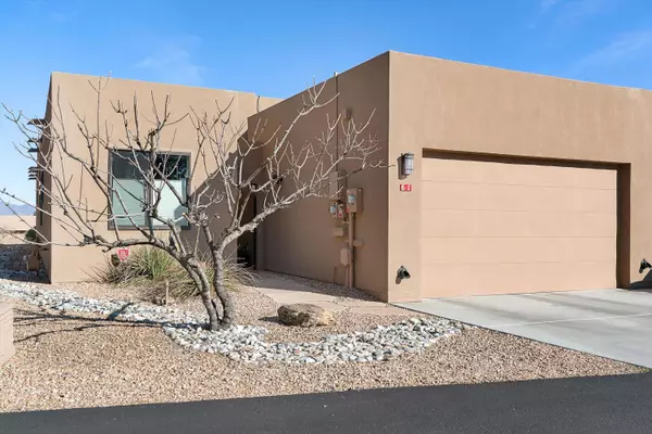 61 Wind RD NW, Albuquerque, NM 87120