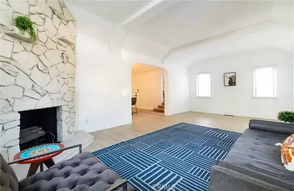 6517 Cedar ST, Huntington Park, CA 90255