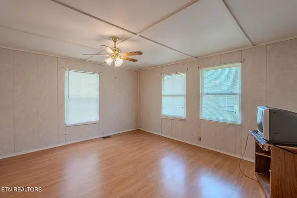 1407 Etherton Rd, Sevierville, TN 37876