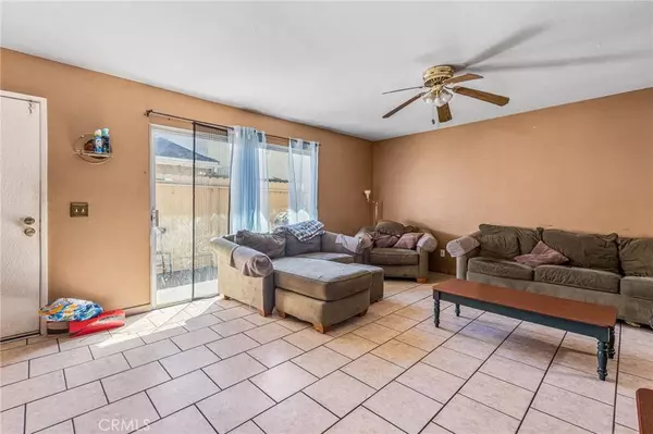 240 W Hemlock ST, Port Hueneme, CA 93041