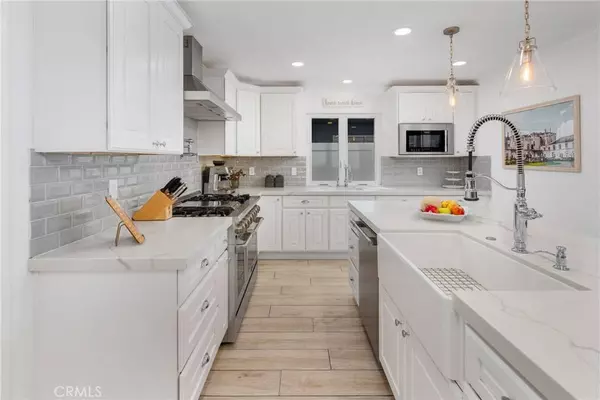 3231 Clay ST, Newport Beach, CA 92663