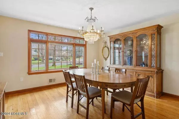 149 Ueland Road, Red Bank, NJ 07701