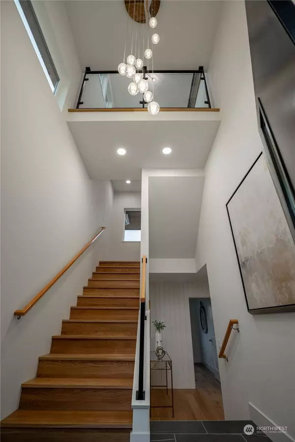 418 24th AVE E, Seattle, WA 98112