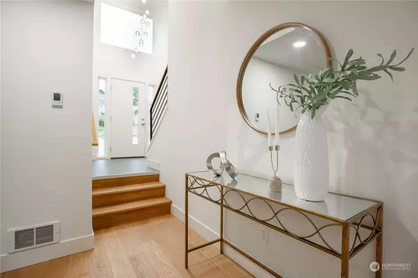 418 24th AVE E, Seattle, WA 98112