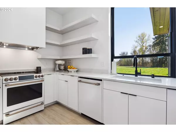 14713 NE 144TH ST, Brush Prairie, WA 98606