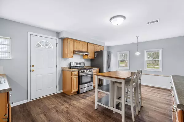 10804 W Edgewood Road, Beach Park, IL 60087