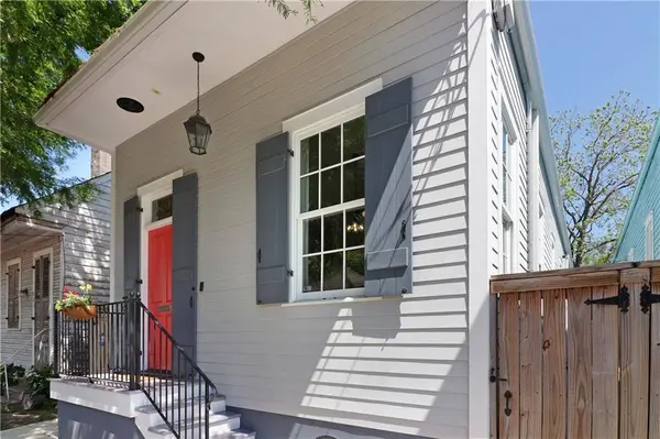 821 CONGRESS ST, New Orleans, LA 70117