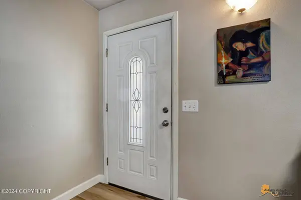 10707 N 58 Mile RD, Sutton, AK 99674