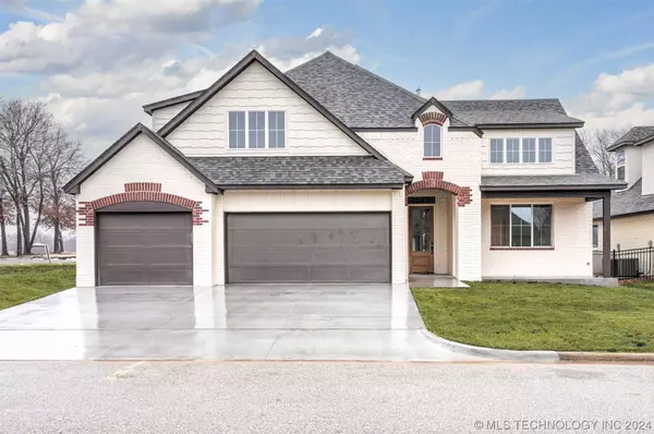 614 W Fairway DR, Broken Arrow, OK 74011