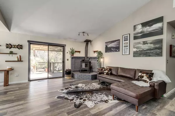 5787 Silverleaf DR, Foresthill, CA 95631