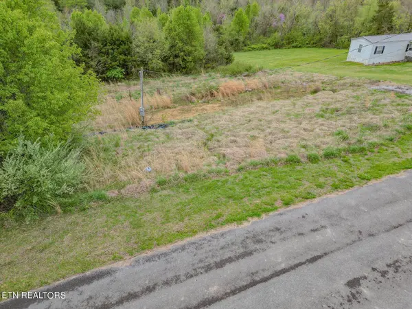 1410 Etherton Rd, Sevierville, TN 37876