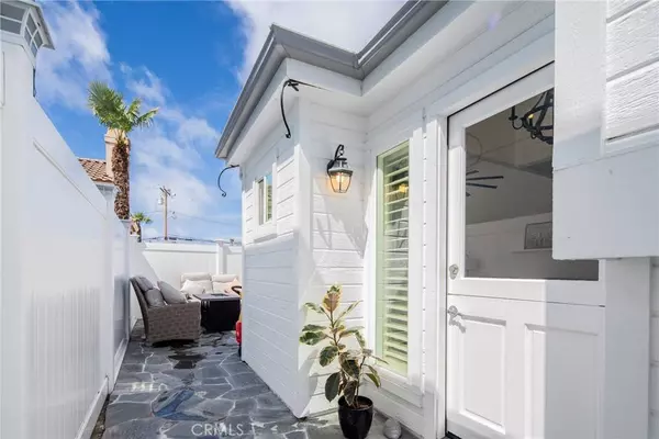 3231 Clay ST, Newport Beach, CA 92663
