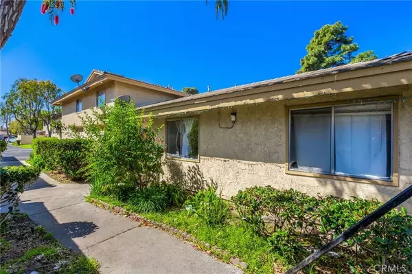 240 W Hemlock ST, Port Hueneme, CA 93041