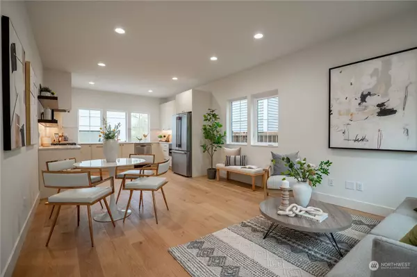 418 24th AVE E #B, Seattle, WA 98112