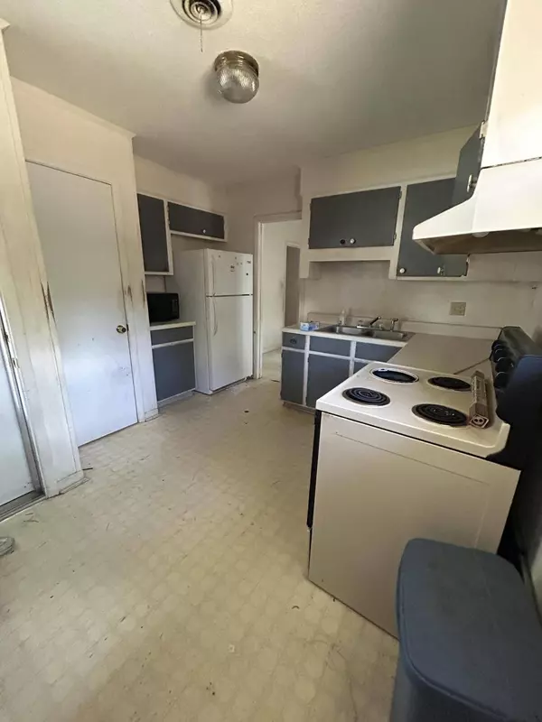 2402 SOUTHDALE DRIVE DR, Hephzibah, GA 30815