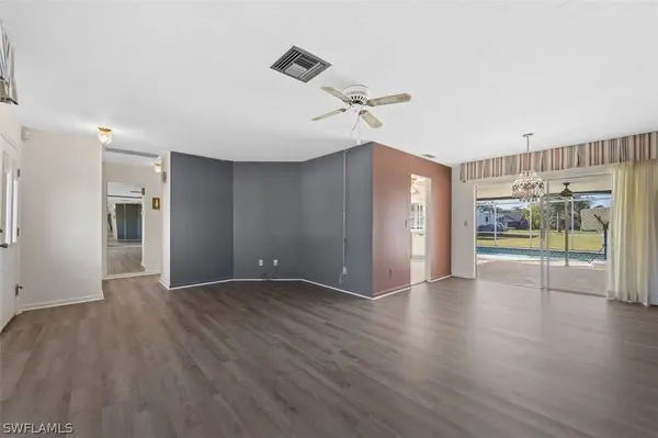 2404 Del Ray PL, Lehigh Acres, FL 33936