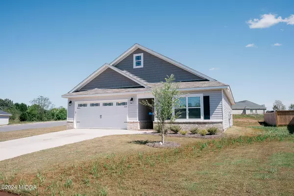 193 Red Tail Circle, Byron, GA 31008