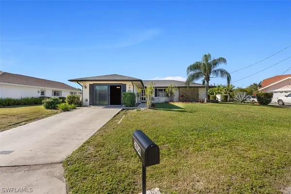 2404 Del Ray PL, Lehigh Acres, FL 33936