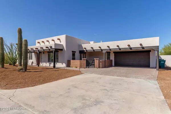 3620 W Cobbs Place, Tucson, AZ 85745