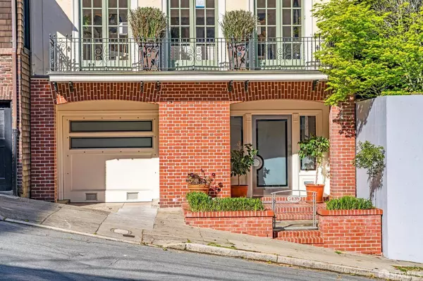 2635 Broderick ST, San Francisco, CA 94123