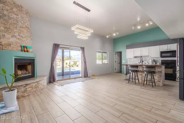 3620 W Cobbs Place, Tucson, AZ 85745