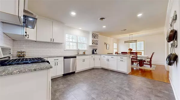 1015 Lawhon Street, Shreveport, LA 71106