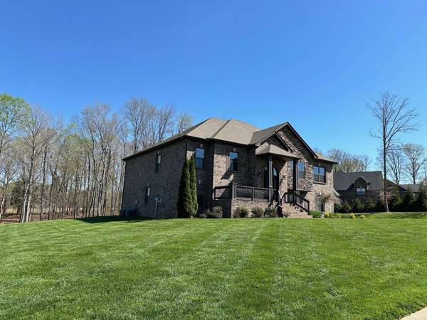 1729 Double R Blvd, Clarksville, TN 37042