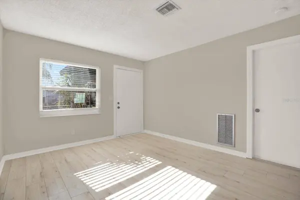 664 36TH ST SE, Largo, FL 33771