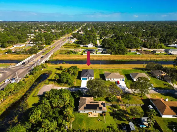 529 Tejon AVE SW, Palm Bay, FL 32908