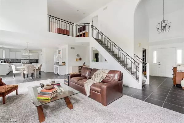 3125 Linden PL, Canfield, OH 44406