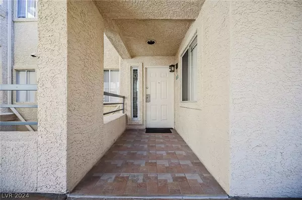 260 E Flamingo Road #305, Las Vegas, NV 89169