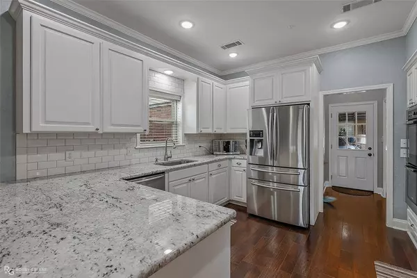 7746 Millicent Way, Shreveport, LA 71105