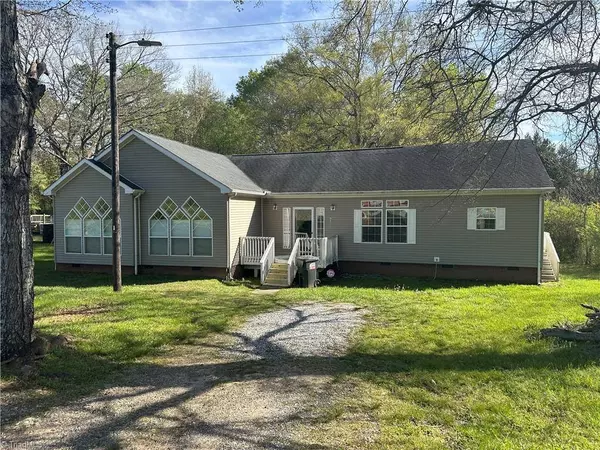 1045 Gibson RD, Salisbury, NC 28147