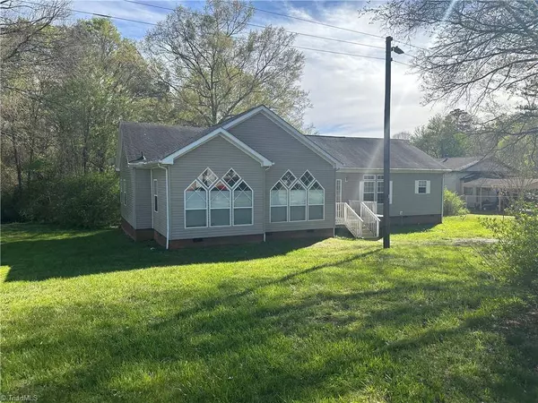 1045 Gibson RD, Salisbury, NC 28147