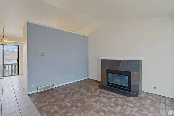 448 W 180 N, Clearfield, UT 84015