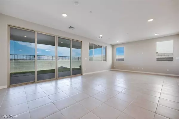 10267 Vonbulin Avenue, Las Vegas, NV 89124