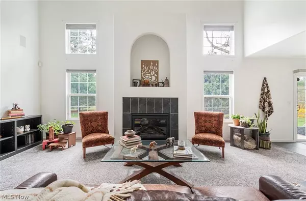 3125 Linden PL, Canfield, OH 44406