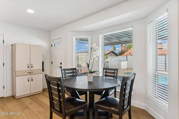 2726 E SIERRA Street, Phoenix, AZ 85028