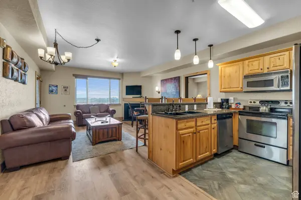 2669 W CANYONS RESORT DR #201, Park City, UT 84098