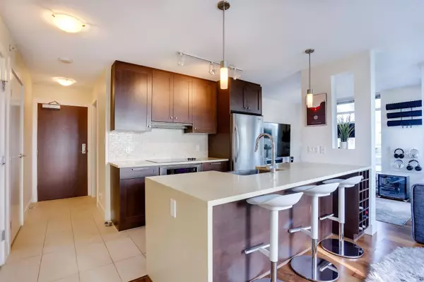 888 HOMER ST #1906, Vancouver, BC V6B 0H7